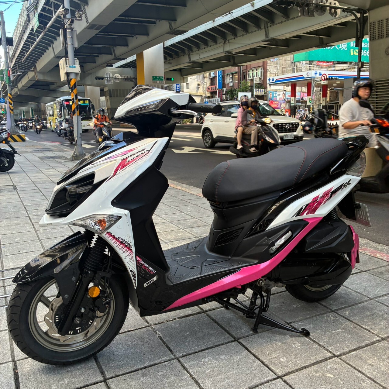 LINE_ALBUM_SR_8663_261016_4