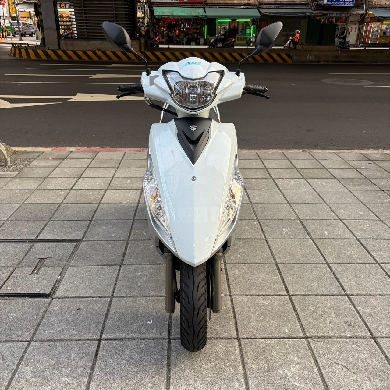 LINE_ALBUM__6528_261016_1