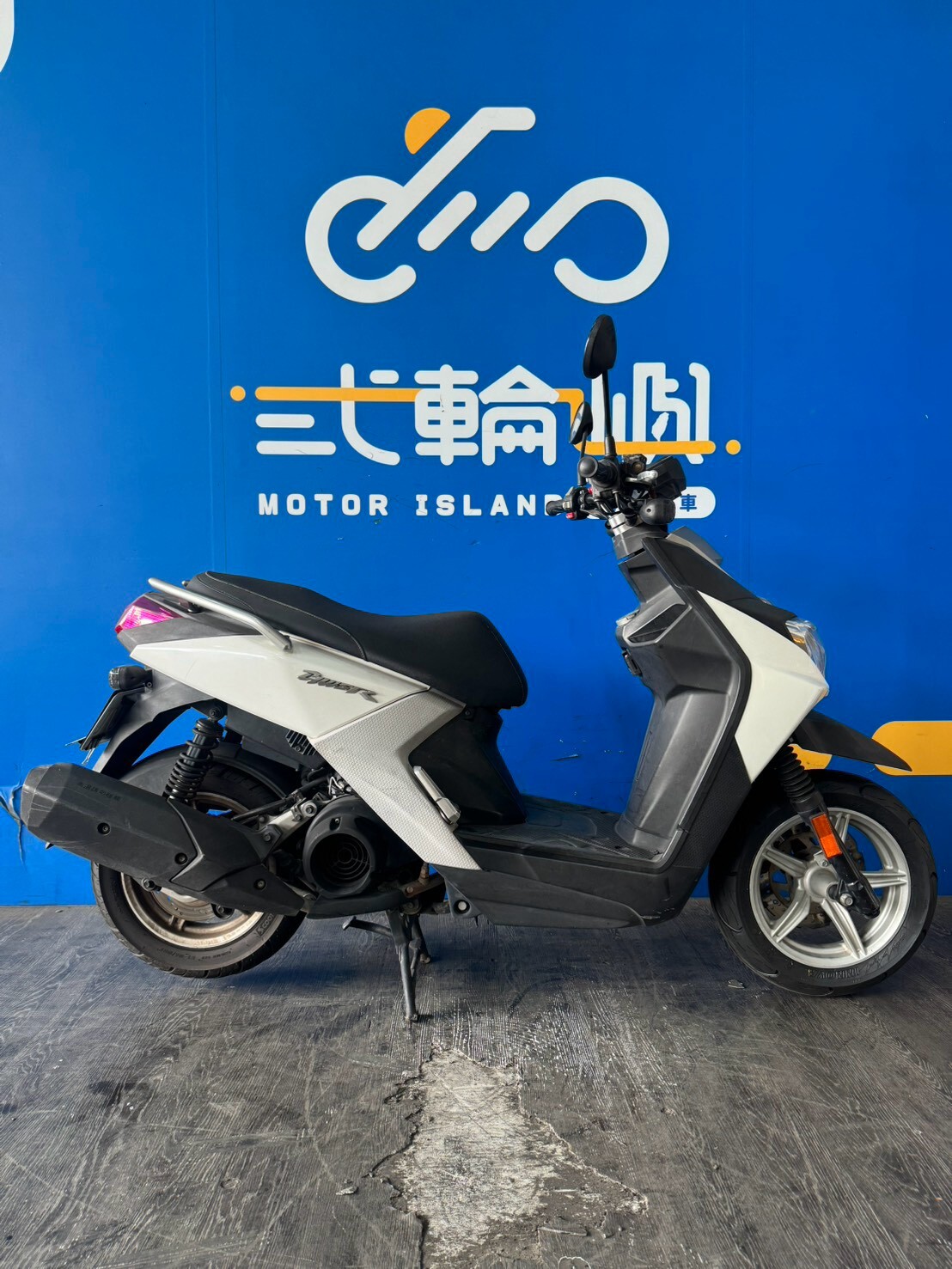 LINE_ALBUM_2015 山葉 BWSR 125 _NJN-9670 $34000 里程45XXX_261017_4