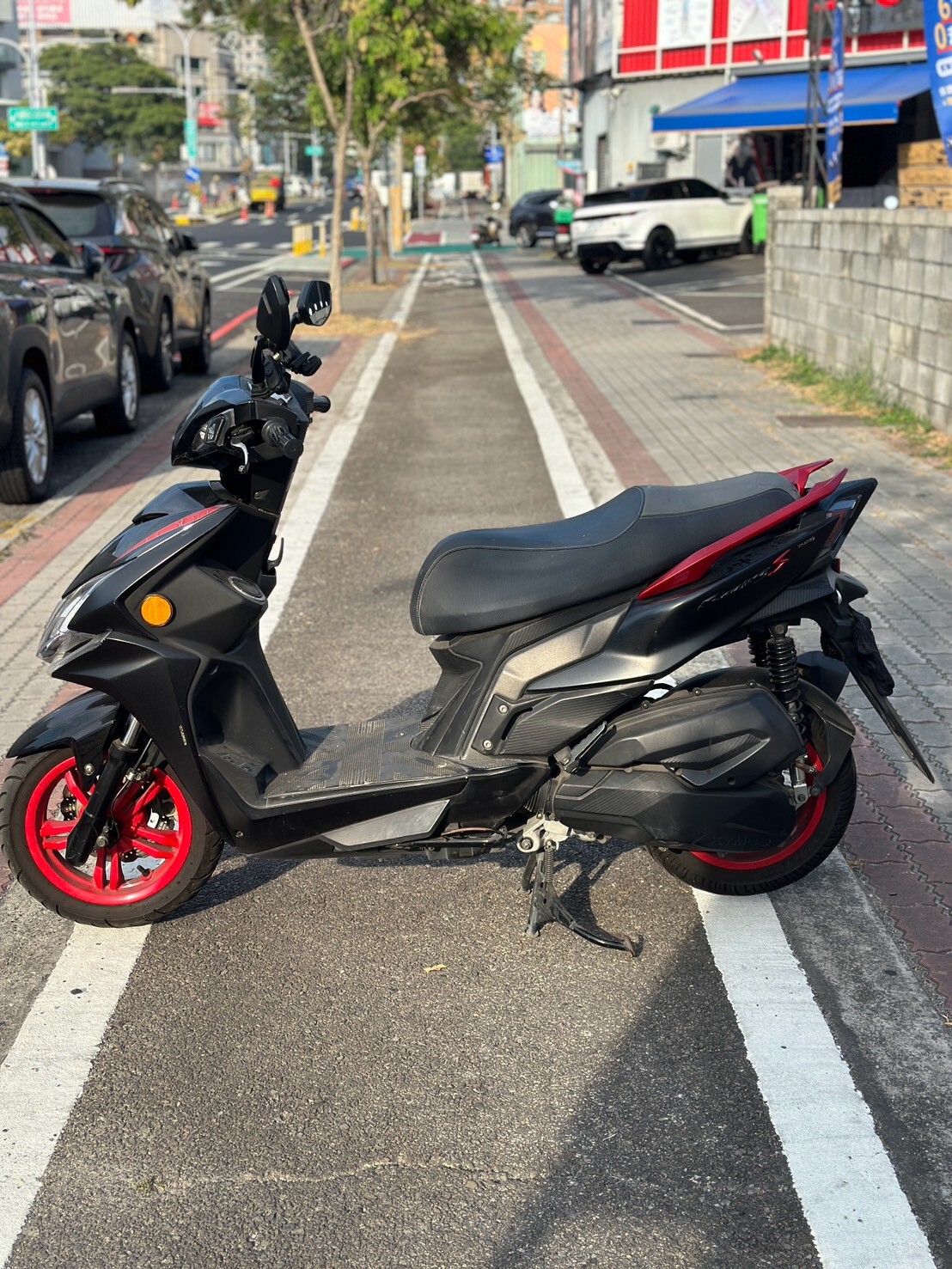 LINE_ALBUM_2022 光陽 雷霆S 125 雙碟 _2316 302xxKM $48,000_261018_4