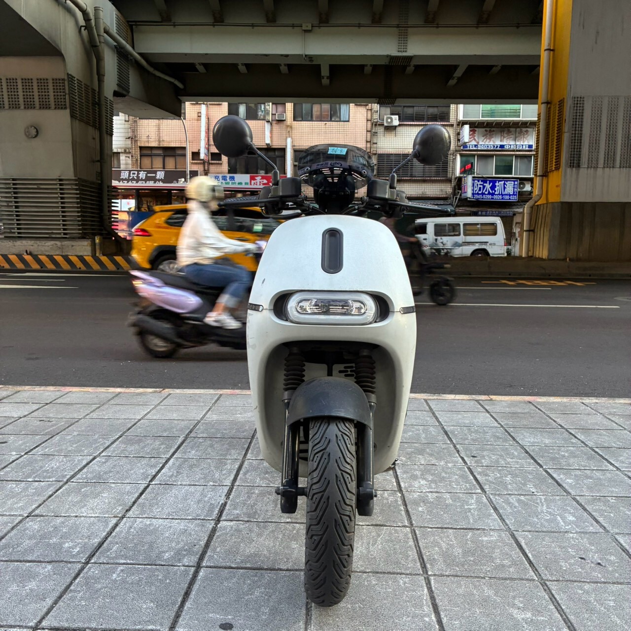 LINE_ALBUM__0766_261019_1