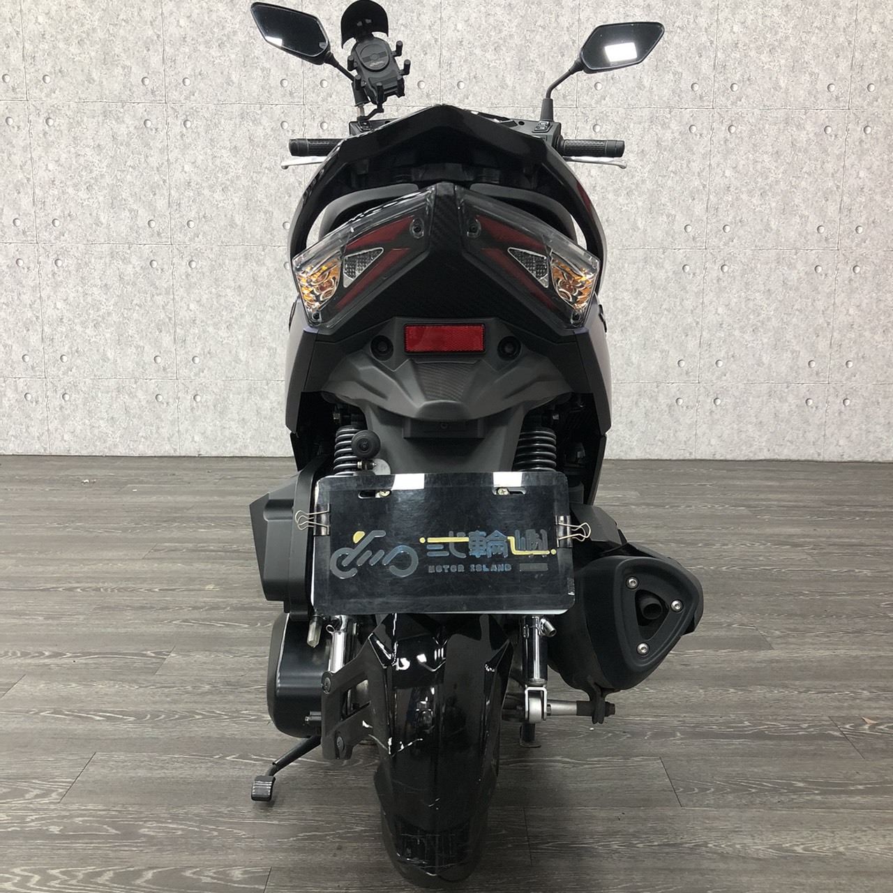 S__261537800_0