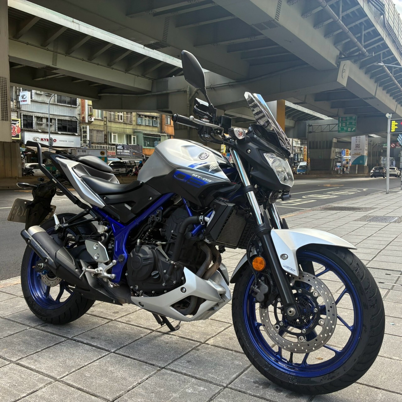 LINE_ALBUM__7068_261020_2