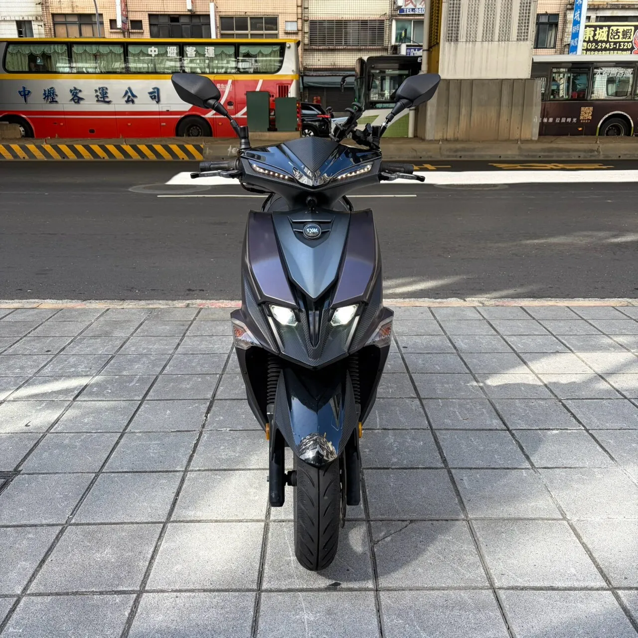 LINE_ALBUM__5793_261021_1