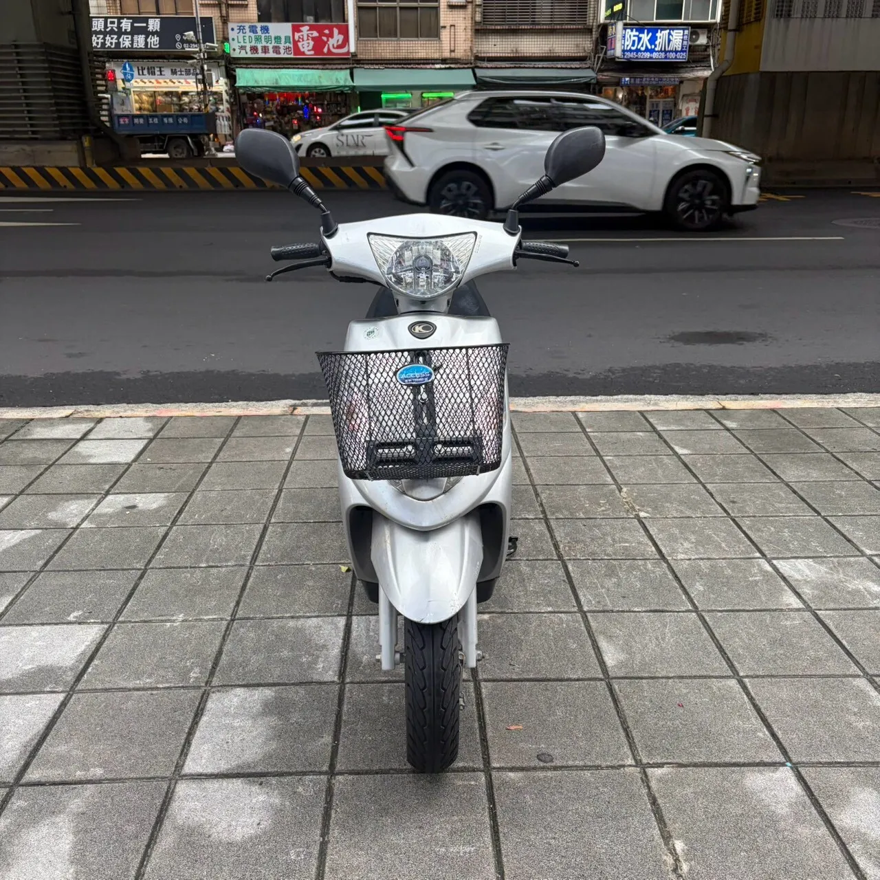 LINE_ALBUM__7790_261022_1