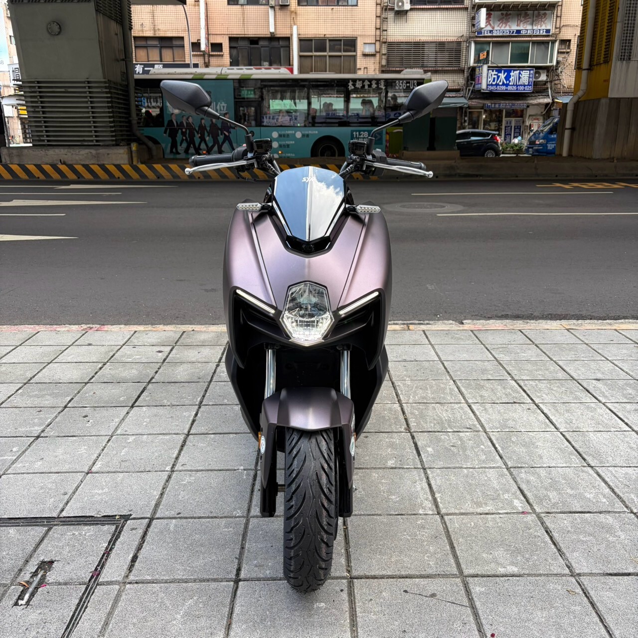 LINE_ALBUM__6000_261027_1