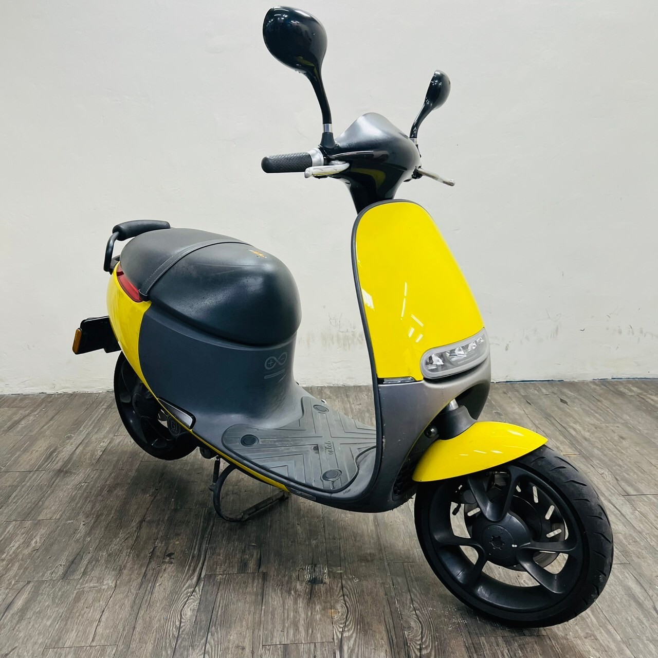 LINE_ALBUM_2016 GOGORO 1 PLUS _6355 $28000 里程89XX_241009_5