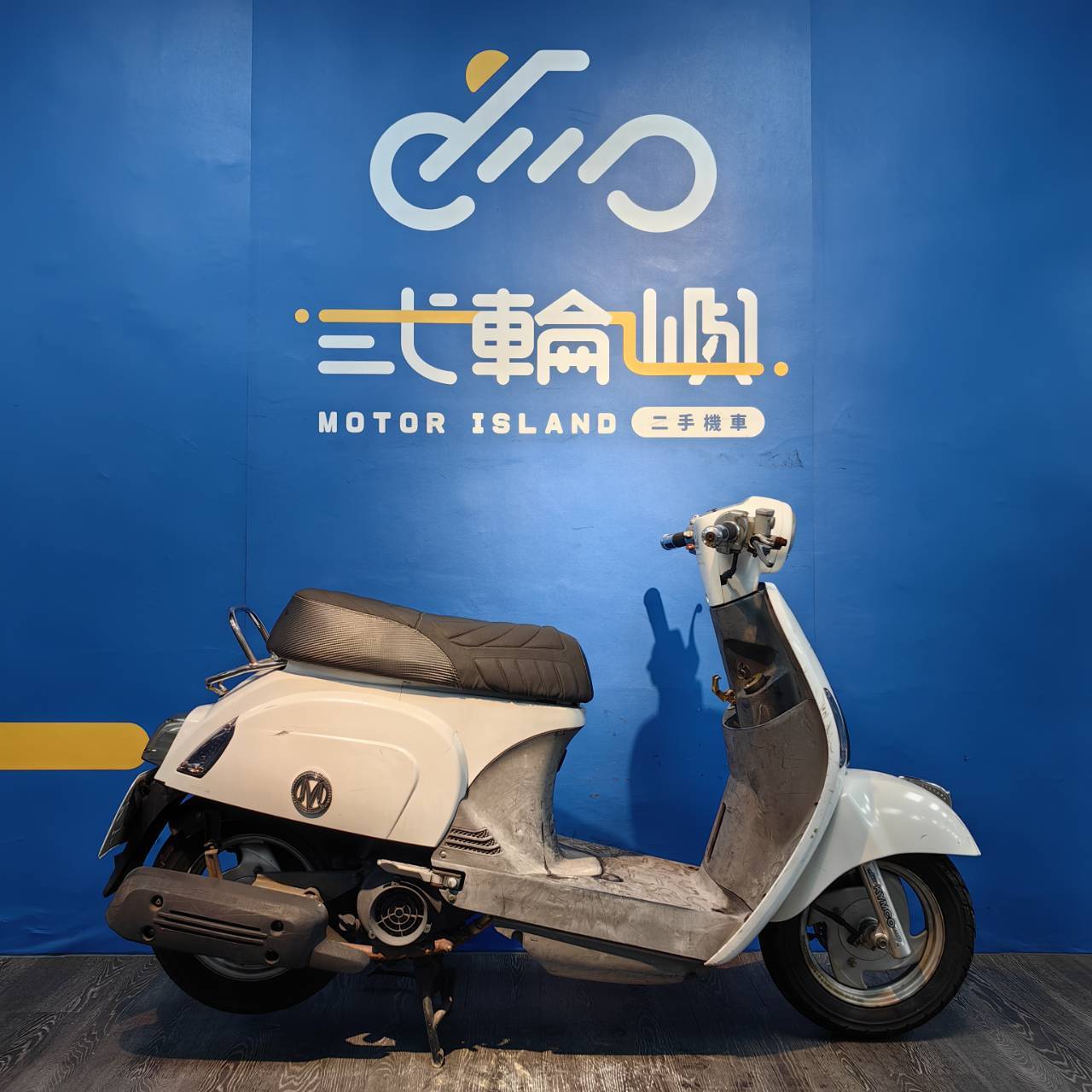 line_oa_chat_250515_185329_group_3