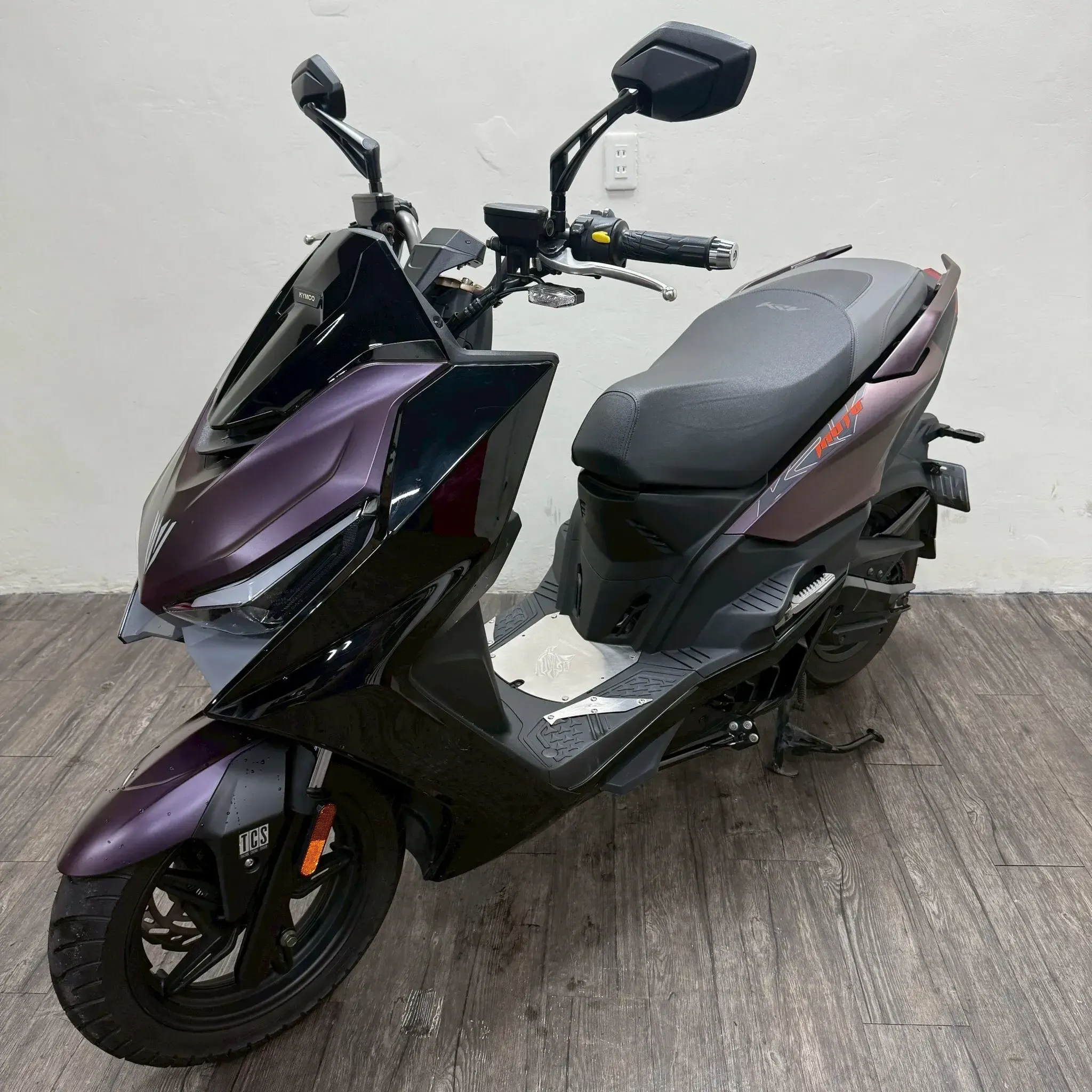 LINE_ALBUM_2023 光陽 KRV MOTO _2777 $85000 里程 17XXX_250604_6