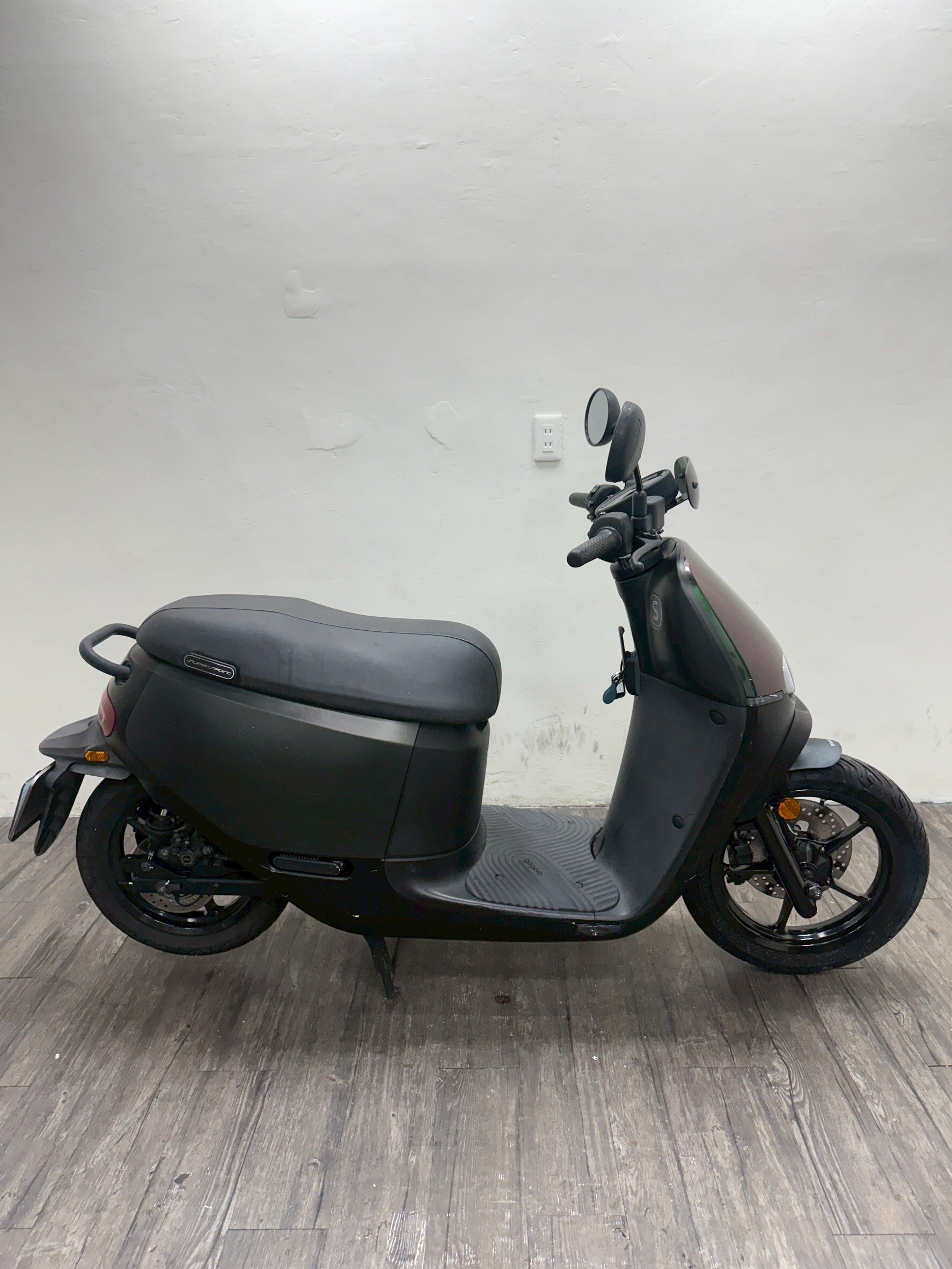 LINE_ALBUM_2022 睿能 Gogoro Supersport TCS _6095 $55000 里程59XX_250821_9