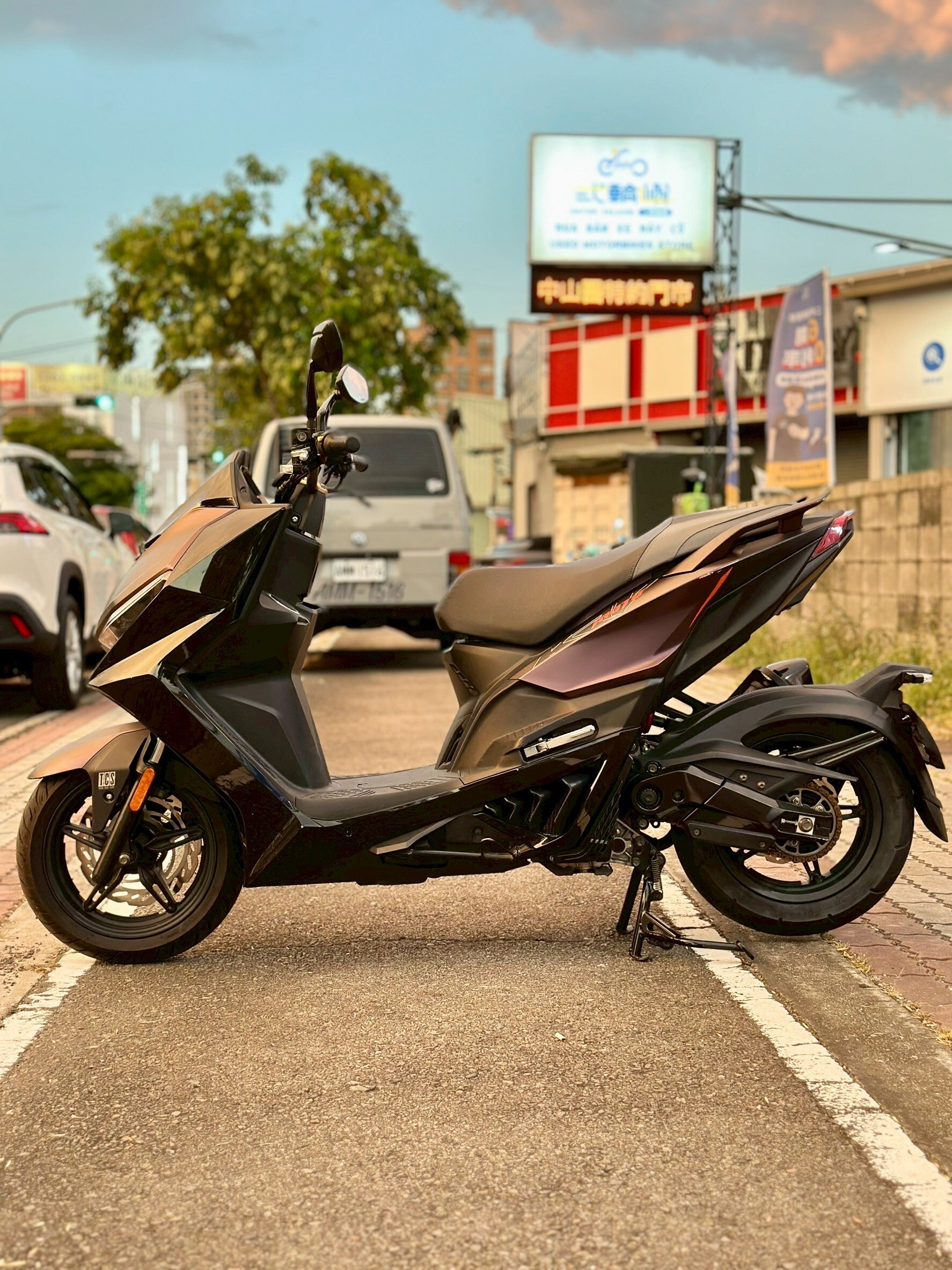 LINE_ALBUM_2022 光陽 KRV MOTO 180 TCS _3936 159xxKM $79,999_250823_2