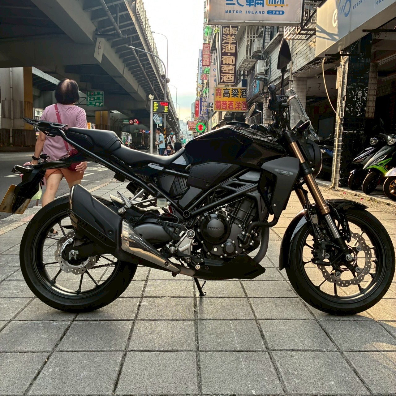 LINE_ALBUM_2020 HONDA CB 300R _8255 $103000_250903_4