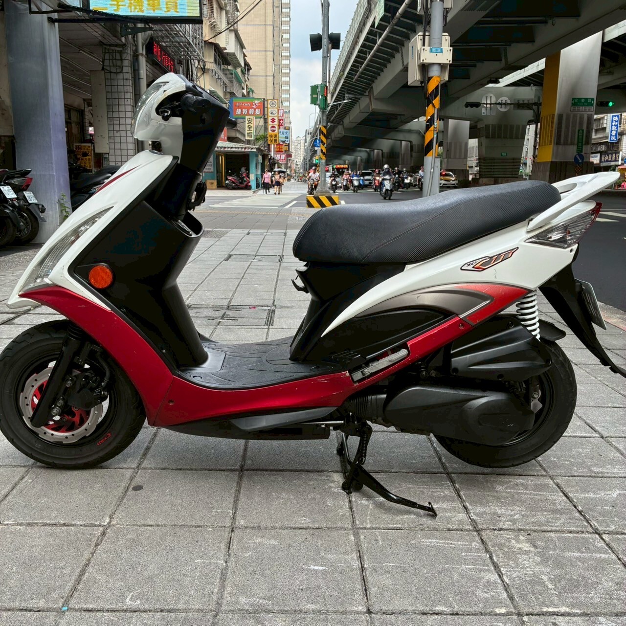 LINE_ALBUM_2016 光陽 GP125 XGOING-CITY 碟煞 _7333 $33000_250909_3