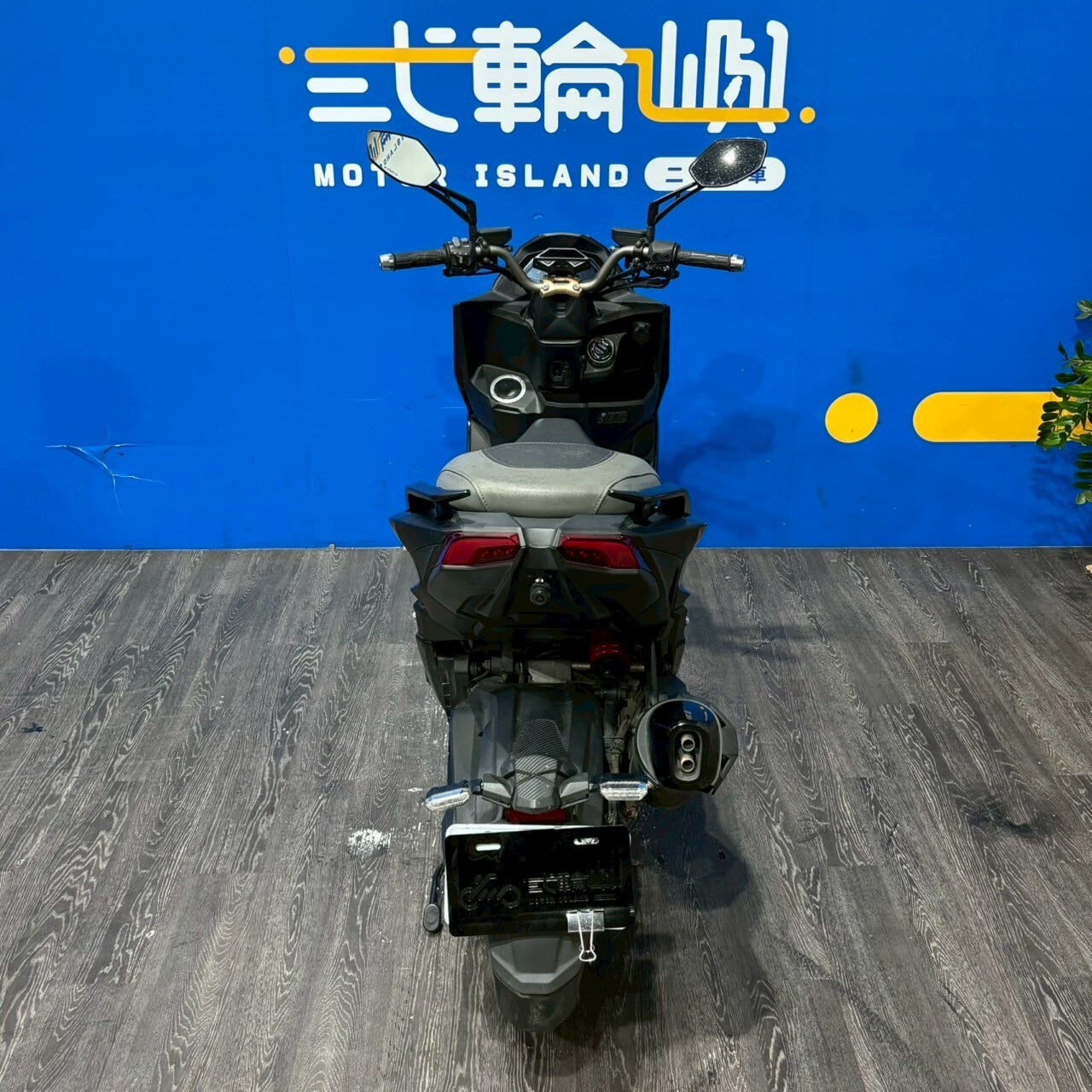 LINE_ALBUM_2023 光陽KRV 180 MOTO _NMM-8718  $82000 里程 19XXX_250917_1