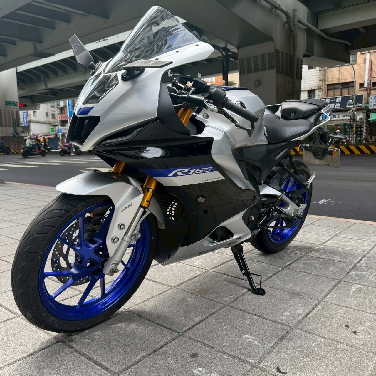 LINE_ALBUM_2022 山葉 R15M V4 _9527 $72000_250919_6