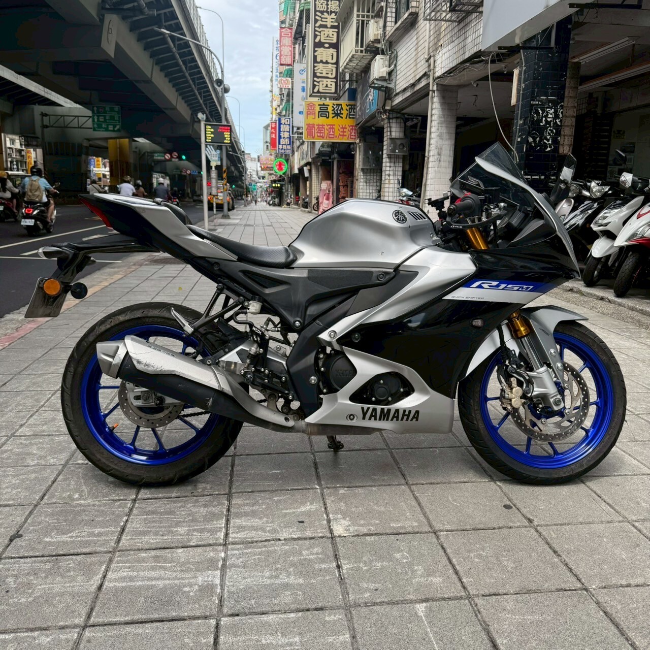 LINE_ALBUM_2022 山葉 R15M V4 _9527 $72000_250919_3