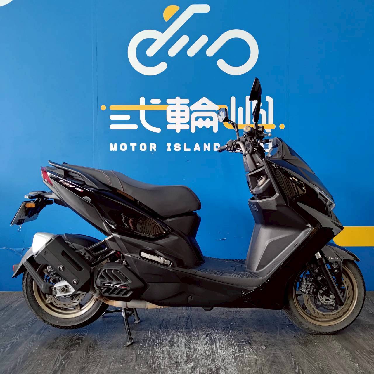 LINE_ALBUM_2021 光陽 KRV 180 TCS _NNH-7958 $62000 里程 41XXX_250919_2