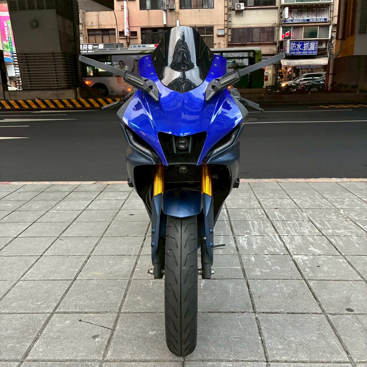LINE_ALBUM_2023 山葉 R15M V4 _9651 $75000_250930_7