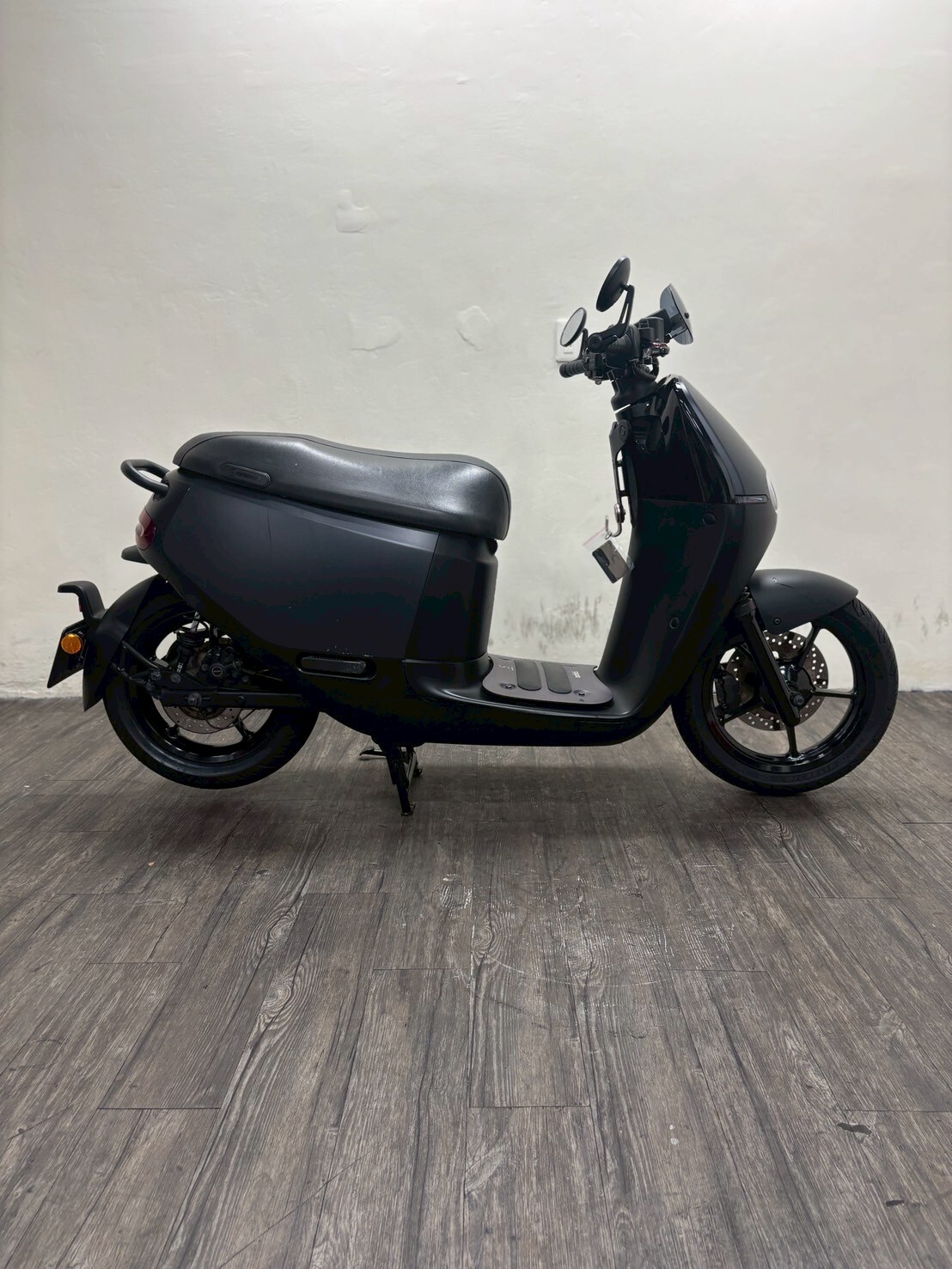 LINE_ALBUM_2021 睿能 GOGORO S2 ABS _9777 $35000 里程11XXX_251001_4