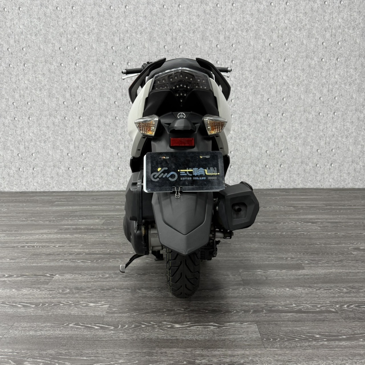 S__23273536_0