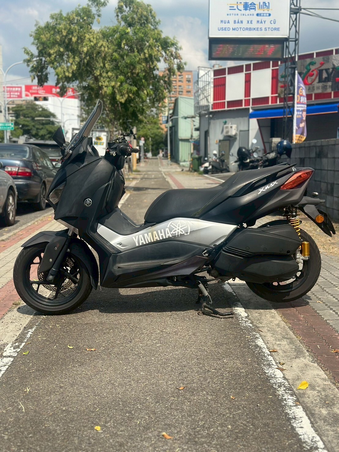 LINE_ALBUM_2018 山葉 XMAX 300 (ABS+TCS) _3153 304xxKM $69,999_251005_2