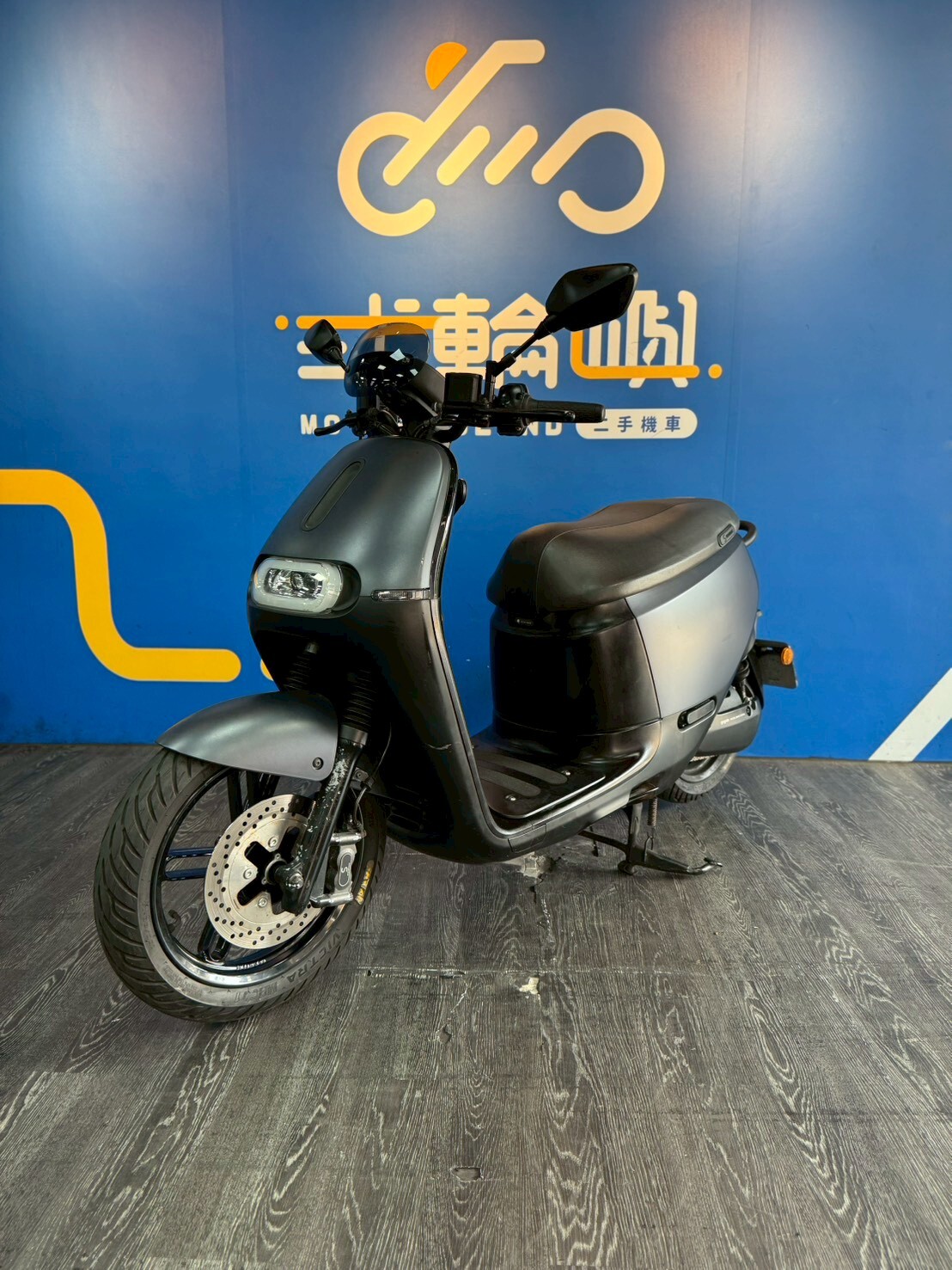 LINE_ALBUM_18年 睿能 GOGORO S2 _1097 3684km $30000(車架小歪珠碗異常現況販售)_251013_8