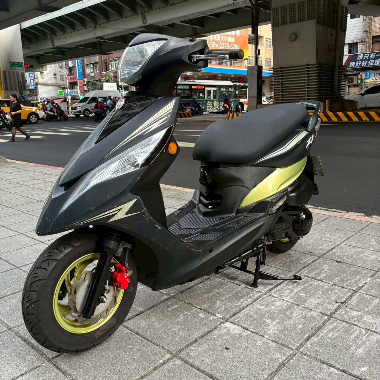 LINE_ALBUM_2017 三陽 Z1 125 _9561 $35000_251014_6