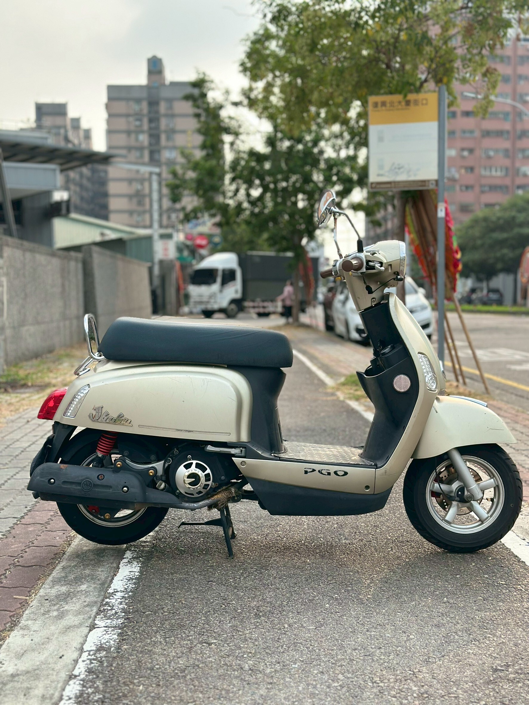 LINE_ALBUM_2015 PGO JBUBU 115 _8002 403xxKM  $37,000_251015_1