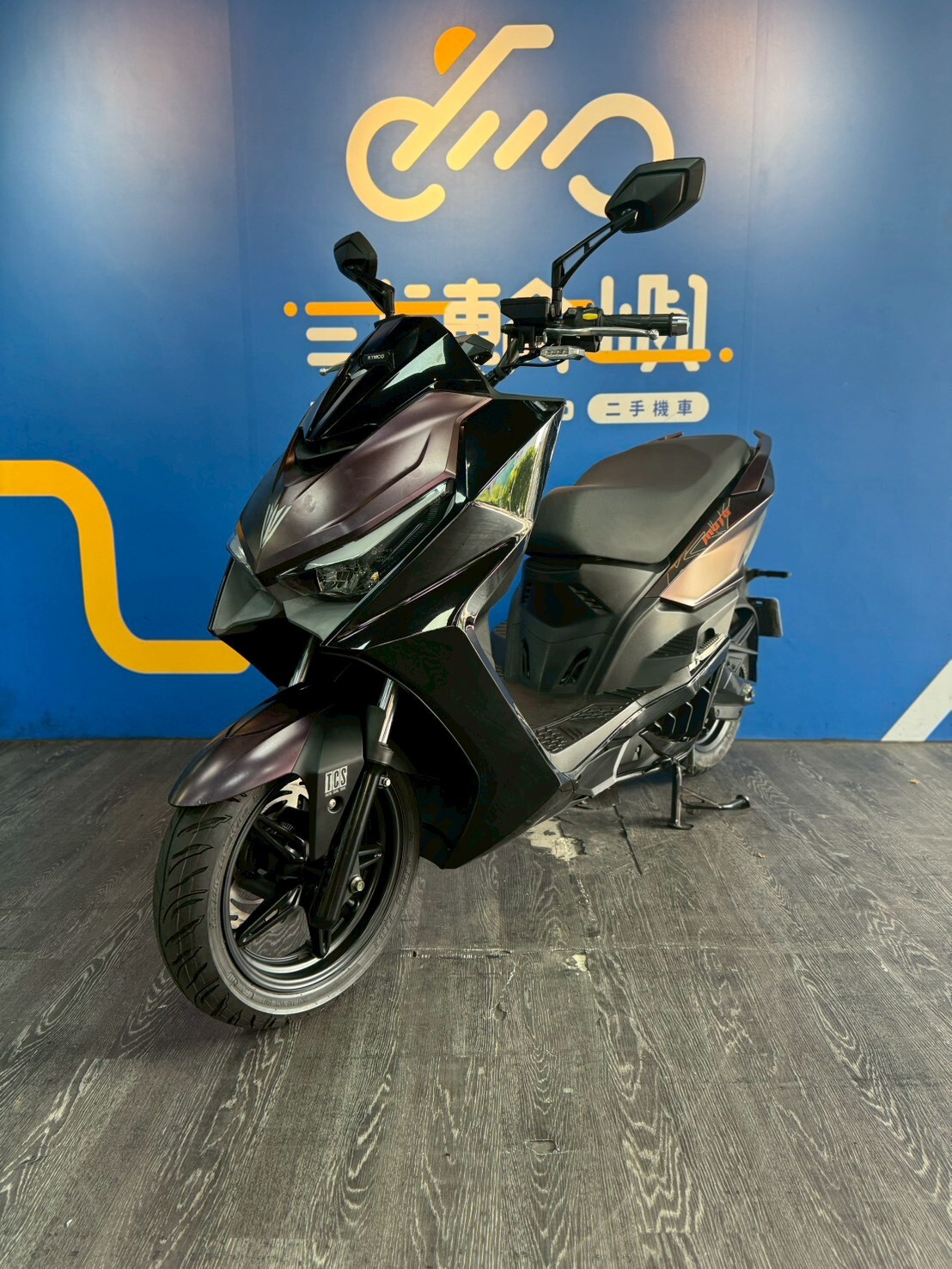 LINE_ALBUM_22年光陽 KRV MOTO 180_9327 21384km $78000_251017_5
