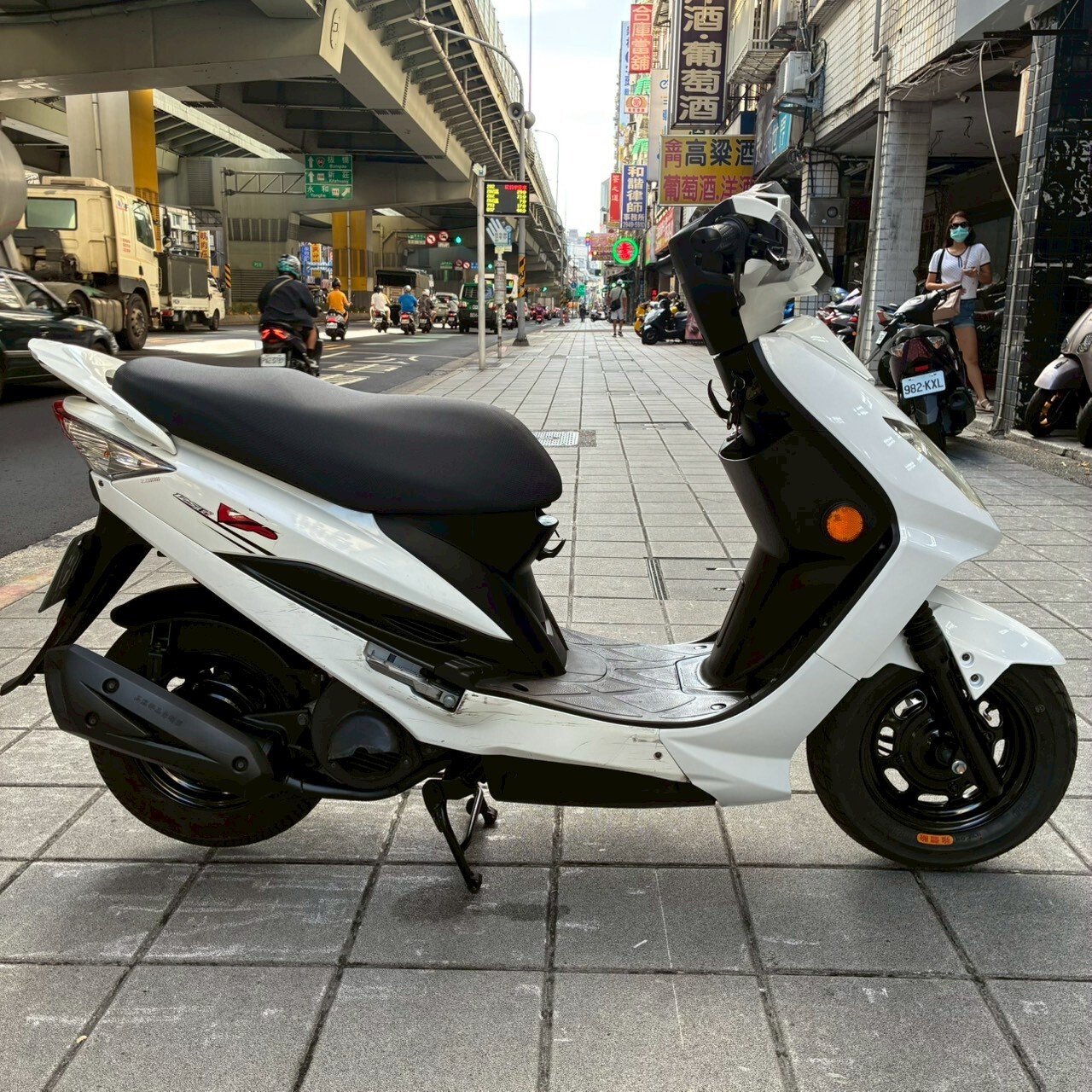 LINE_ALBUM_2015 光陽 VP 125 _7087 $26000_251017_4