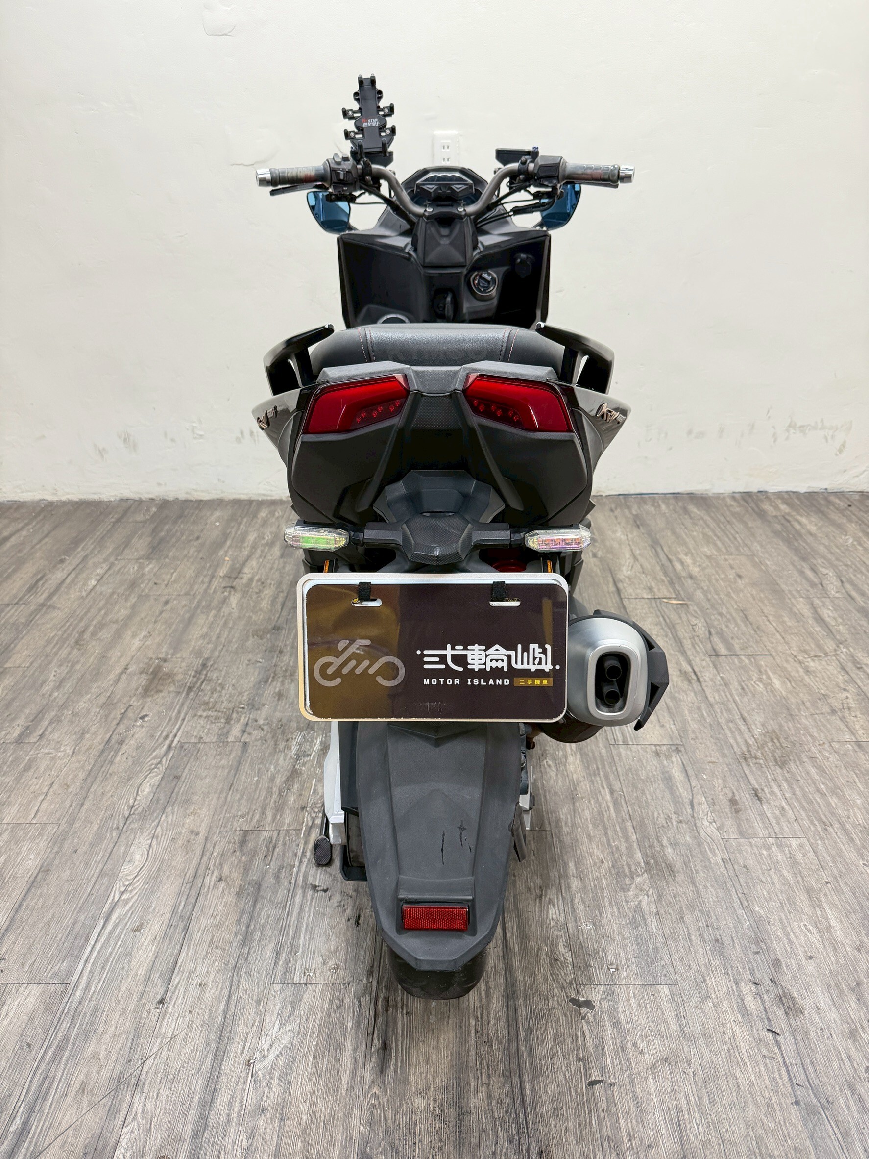 LINE_ALBUM_2022 光陽 KRV 180 ABS+TCS _9339 $72000 里程 42XXX_251021_1