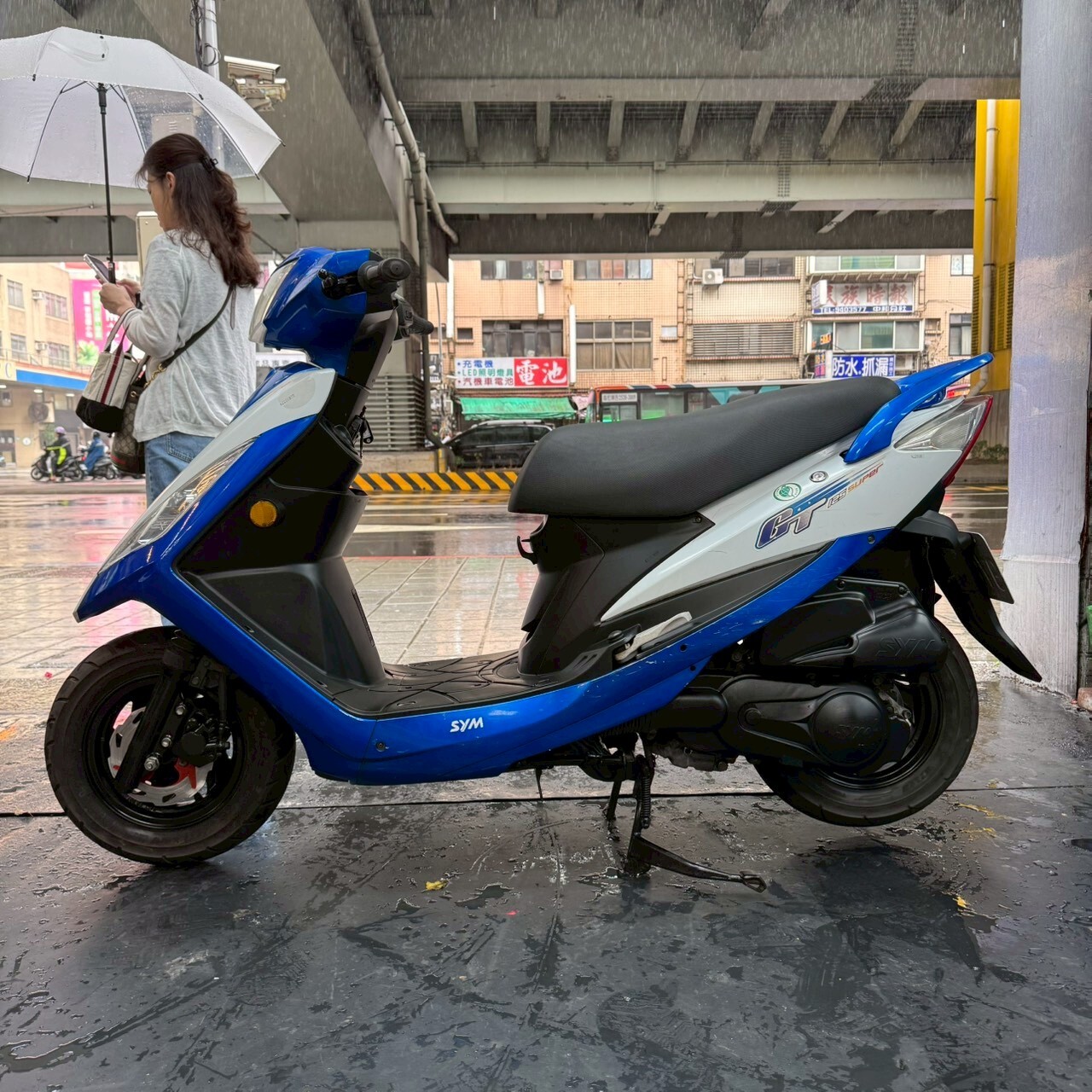 LINE_ALBUM_976_251021_3