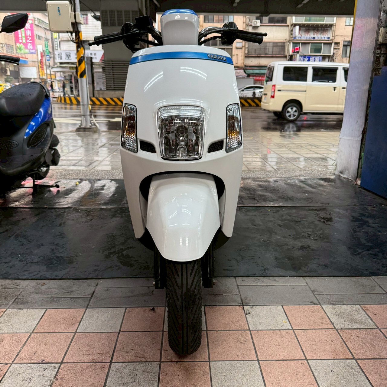 LINE_ALBUM_363_251021_2