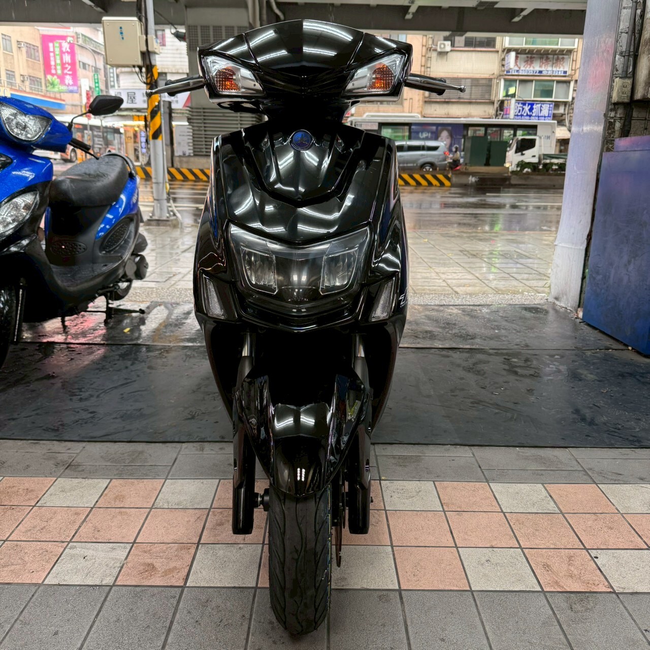 LINE_ALBUM_5288_251021_2