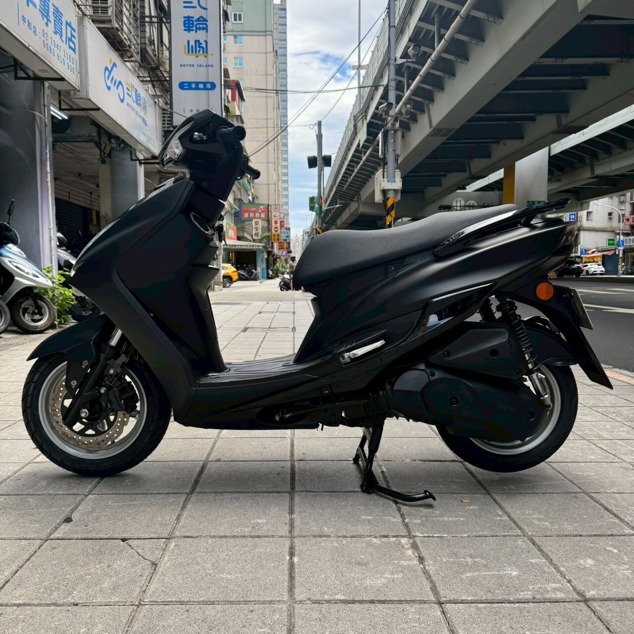 LINE_ALBUM_1656_251021_5