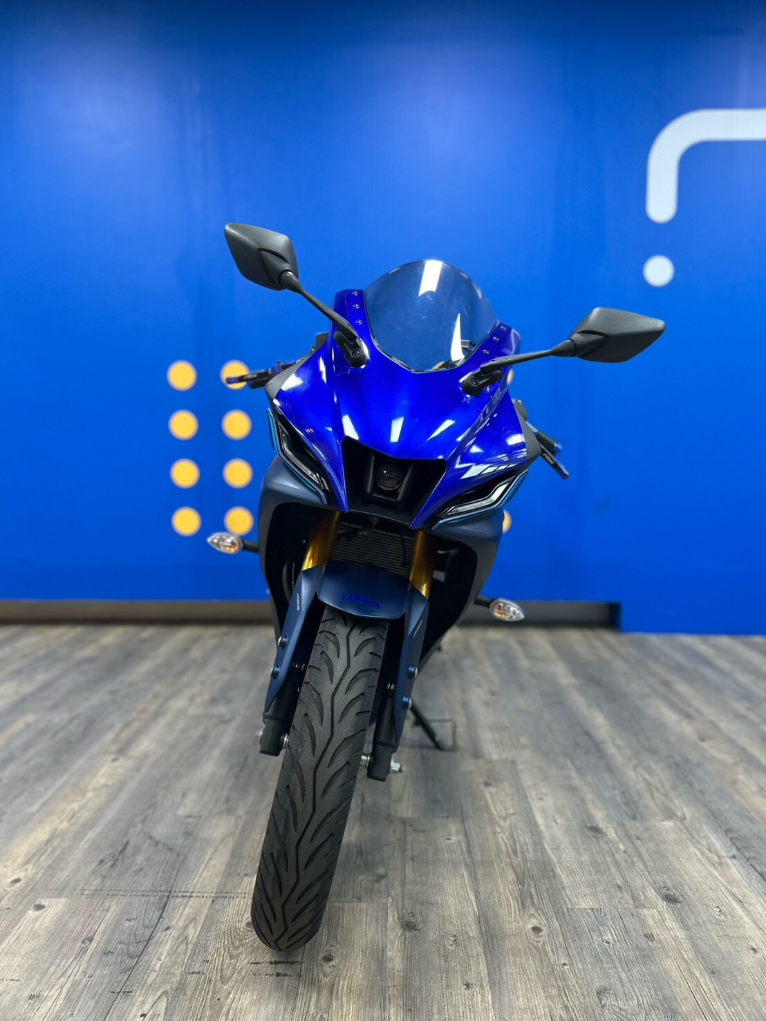 LINE_ALBUM_2022 R15 V4 TCS _9398 里程10xx $84999_251022_4