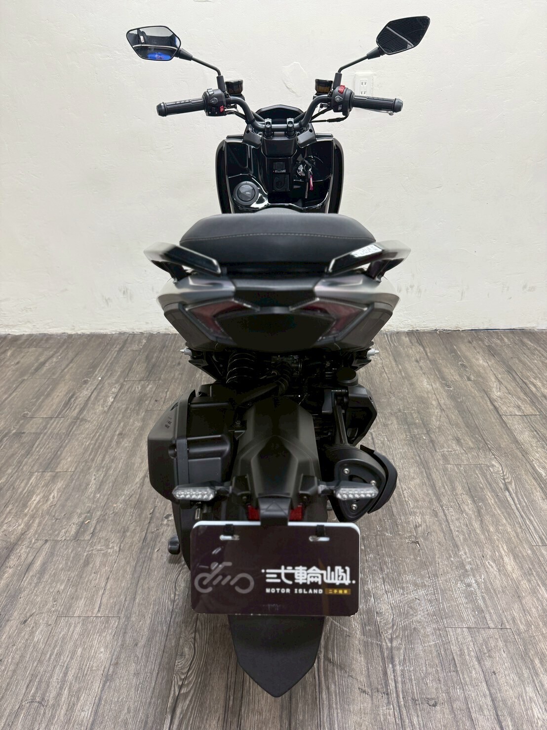 LINE_ALBUM_2025 三陽 MMBCU 158 小改款 _0282 $106000 里程 22XX_250915_11
