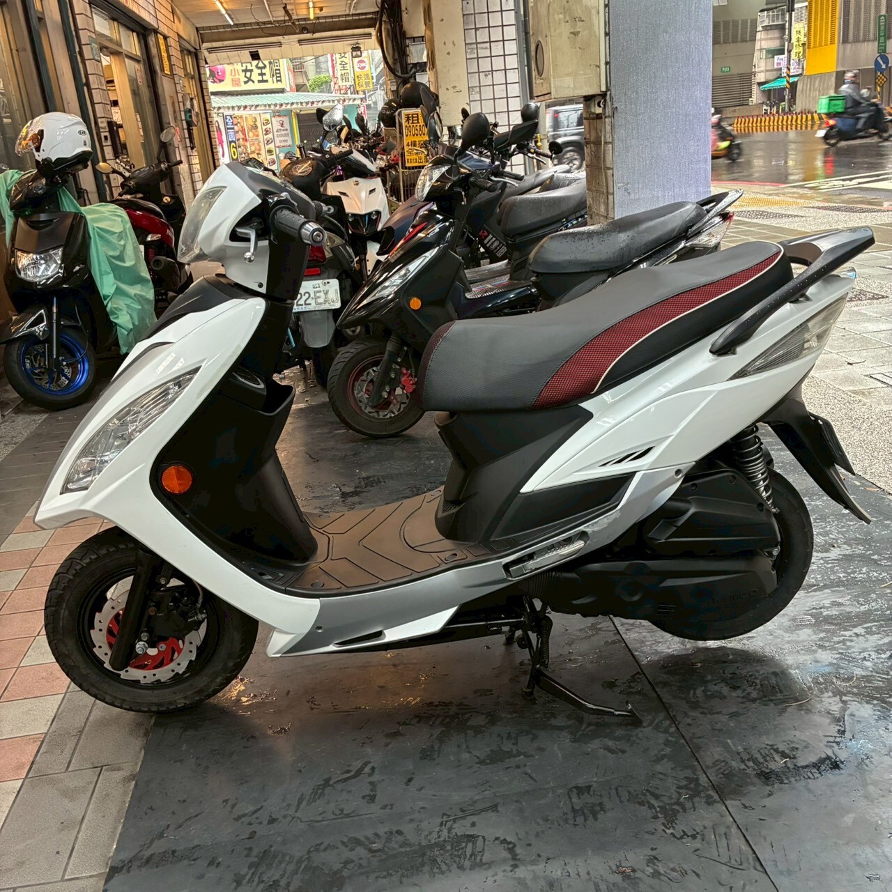 LINE_ALBUM_2016 光陽 XSENSE 紳士 125 _7822 $33000_251027_3