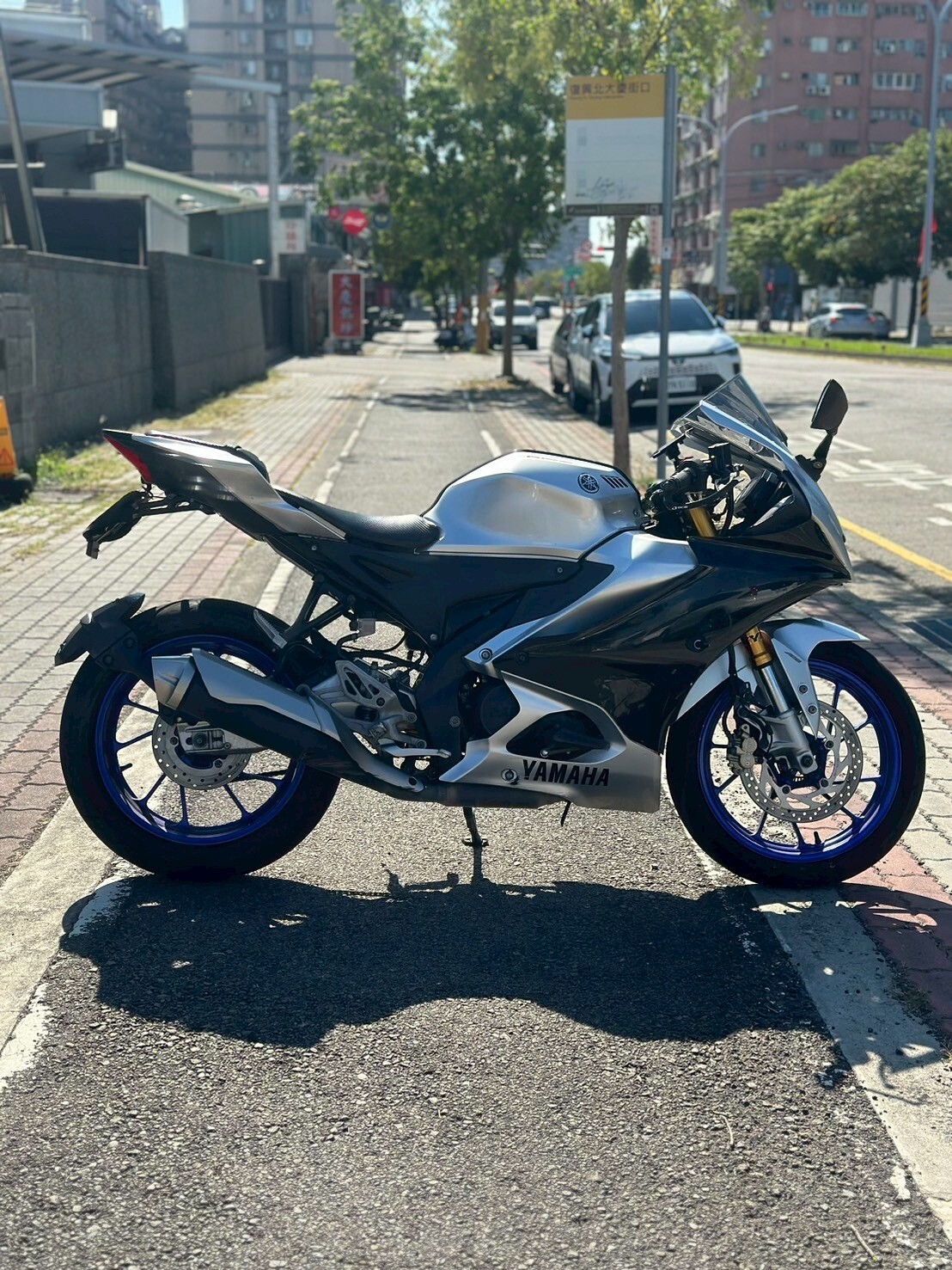 LINE_ALBUM_2022 山葉 R15 M V4 (ABS+TCS) _0965 369xxKM $55,000_251028_1