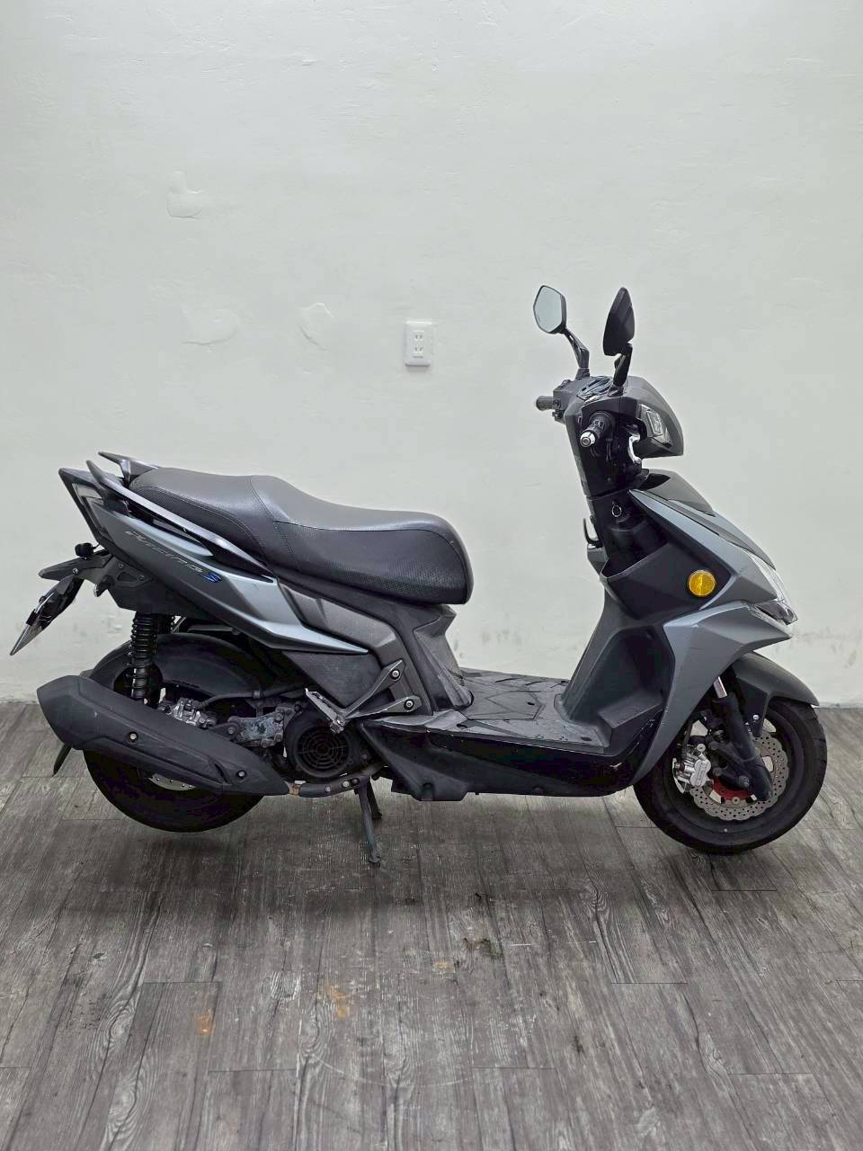 LINE_ALBUM_2017 光陽 雷霆S150 RACINGS 雙碟 _5593 $42000 里程 26XXX_251028_3