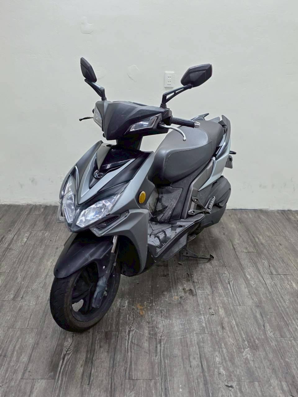 LINE_ALBUM_2017 光陽 雷霆S150 RACINGS 雙碟 _5593 $42000 里程 26XXX_251028_6