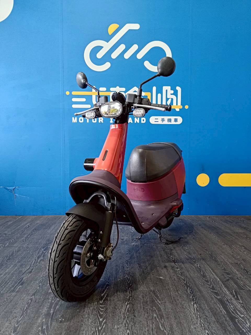 LINE_ALBUM_2021 睿能 GOGORO VIVA KEYLESS EWT-6882 $23000 里程5XXX_251029_5