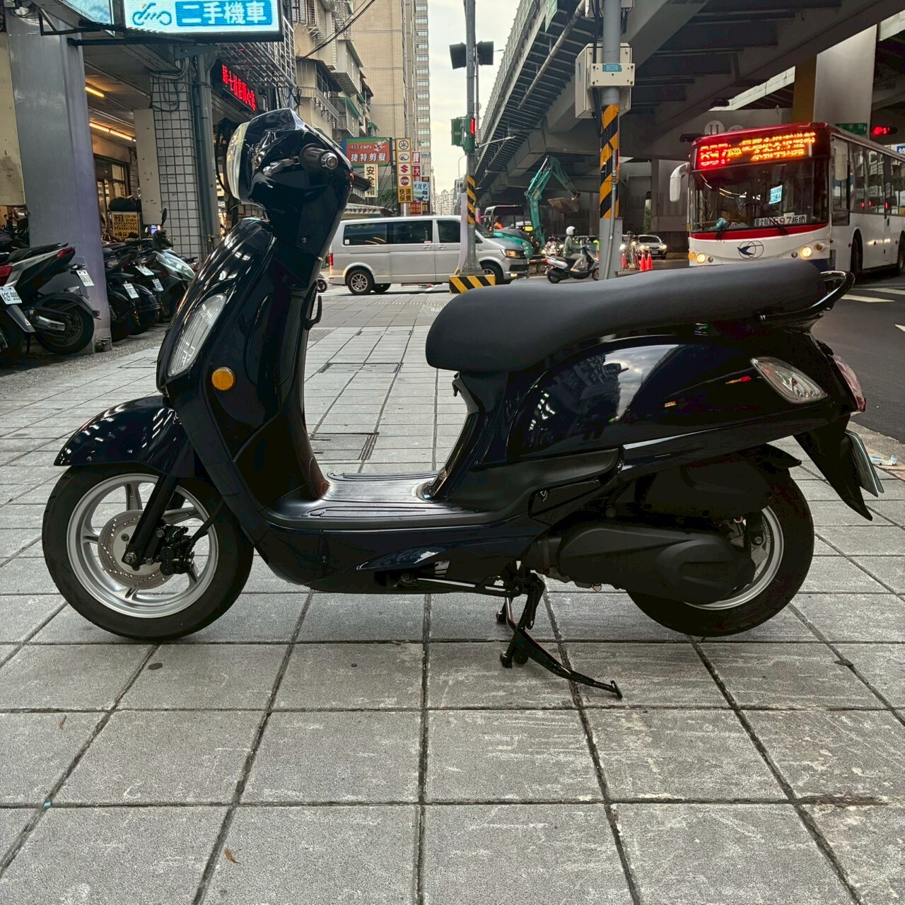 LINE_ALBUM_2017 光陽 LIKE 125 _1662 $33000_251030_3