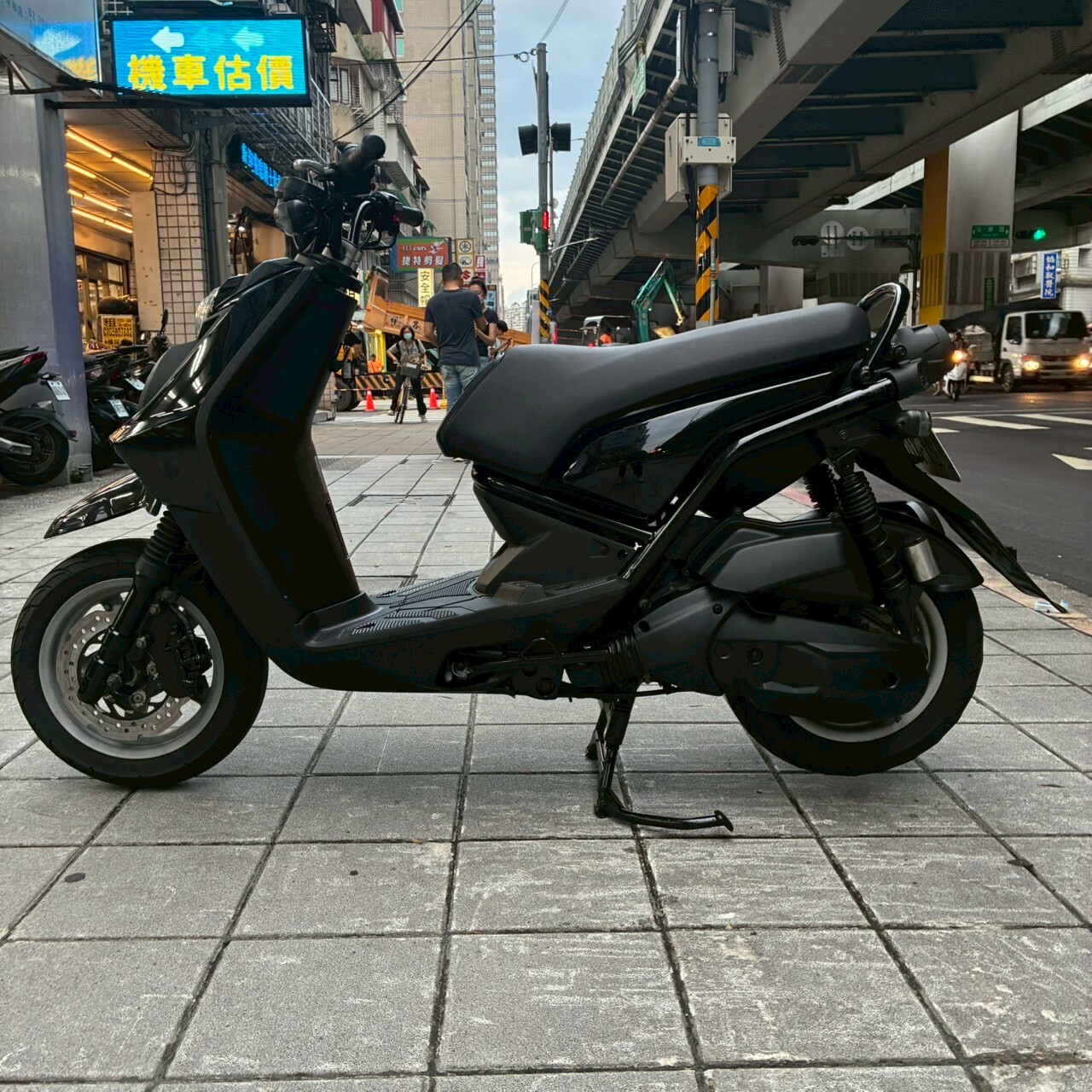 LINE_ALBUM_2012 山葉 BWSX 125 _221 $29999_251030_3