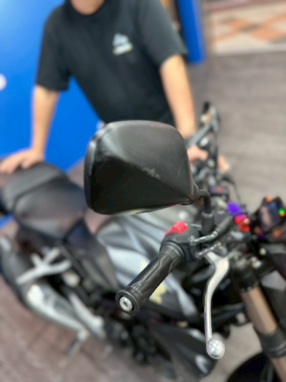 LINE_ALBUM_20年 本田 CB300R ABS _7825 20xxxkm $68000(特價現況販售)_251030_2