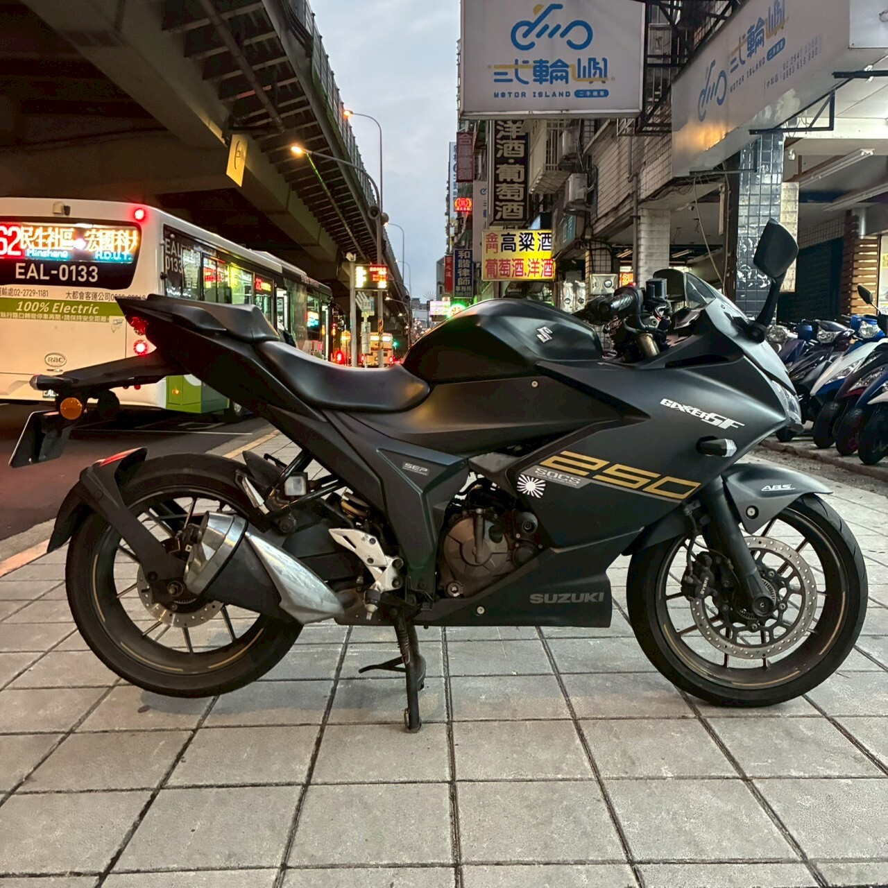 LINE_ALBUM_2022 台鈴 GIXXER SF 250 _8193 $79999_251030_4