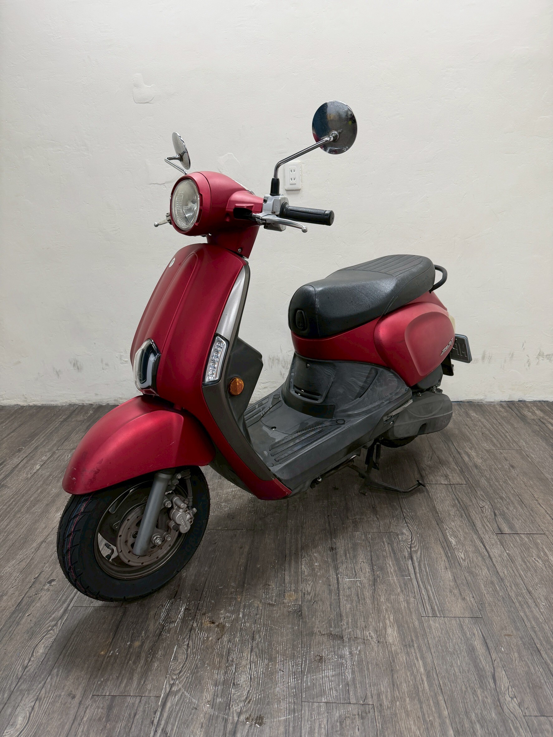 LINE_ALBUM_2017 光陽 NEW MANY 110 _5266 $42000 里程 19XXX_251101_6