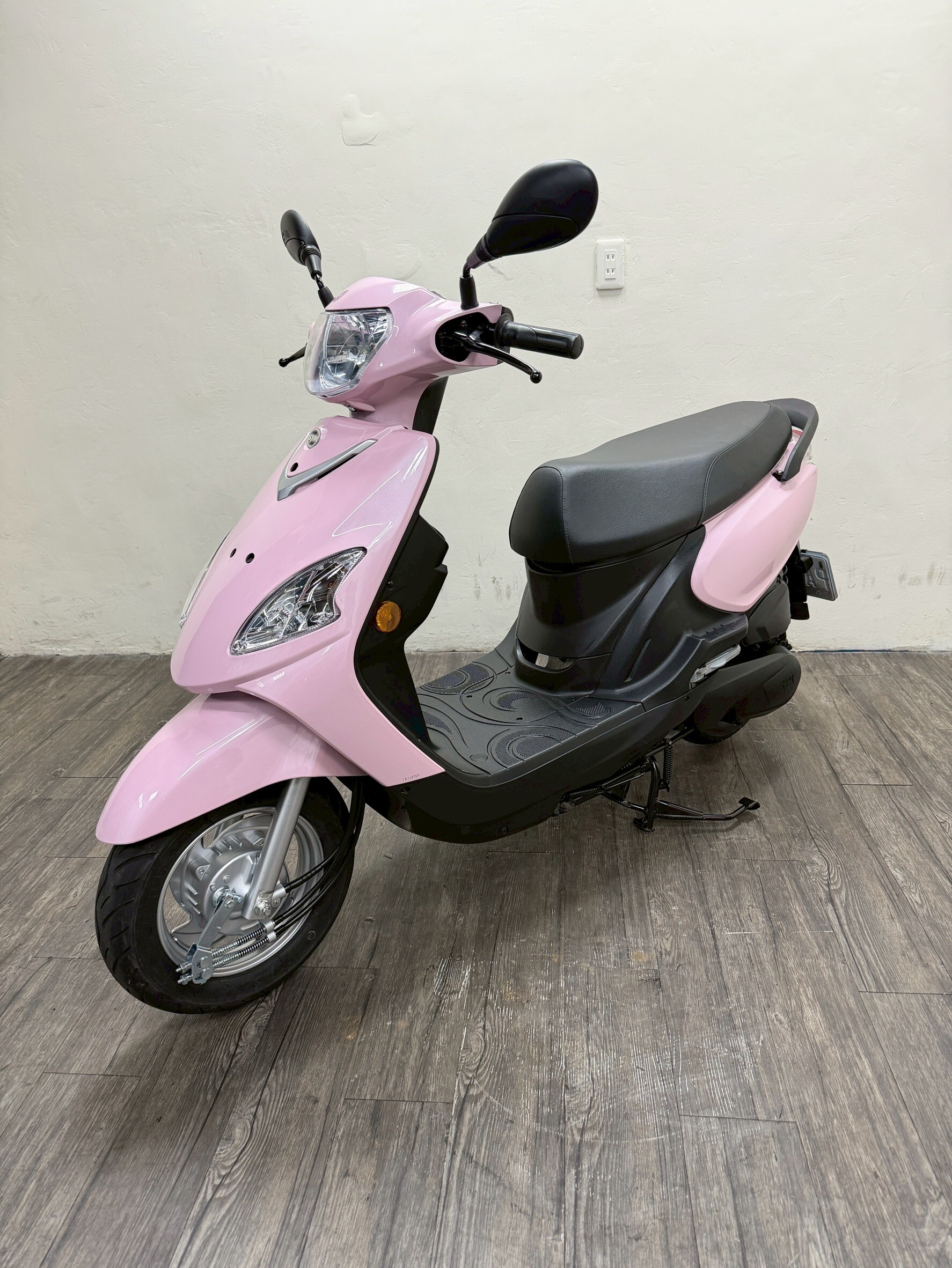 LINE_ALBUM_2025 三陽 WOO 115 _0636 $45000 里程 9XX_251101_10