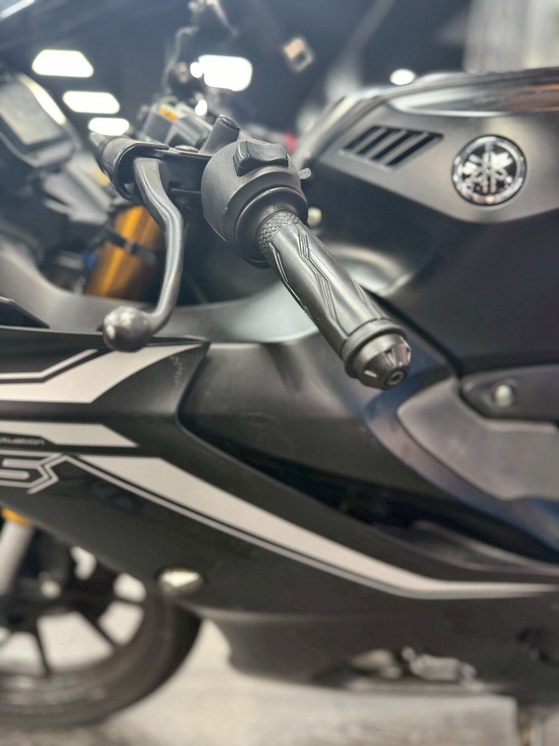 LINE_ALBUM_「未整理現況」22年 山葉 R15 V4 國際檔 _9050 17xxxkm $60000_251103_3