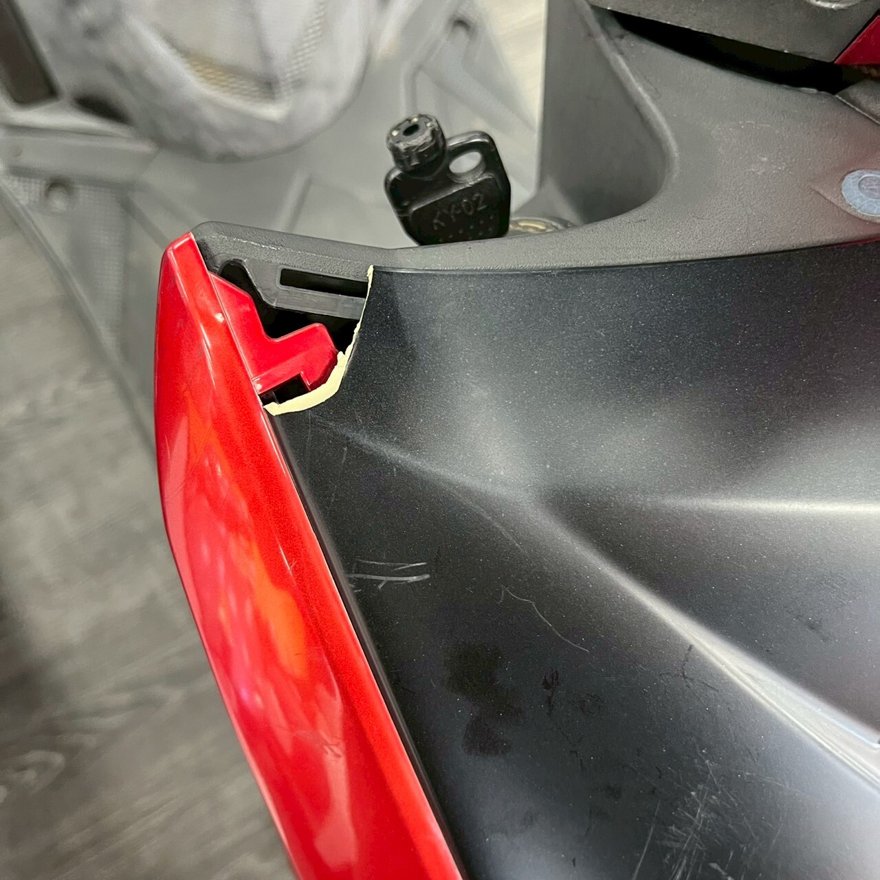 LINE_ALBUM_未整理 2016 光陽  雷霆S 125 (雙碟) _MLY-7302 $38000 里程32078_251105_1